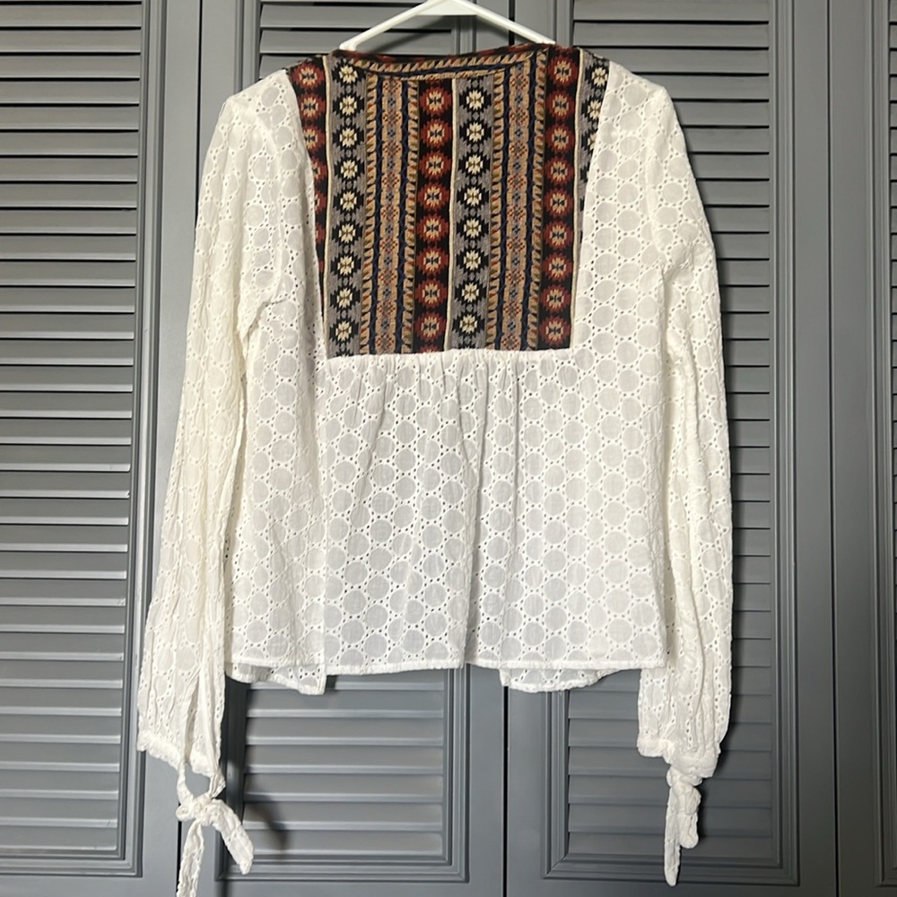 Catch Stitch : Bohemian White and Multicolor Top - L - Picture 4 of 9